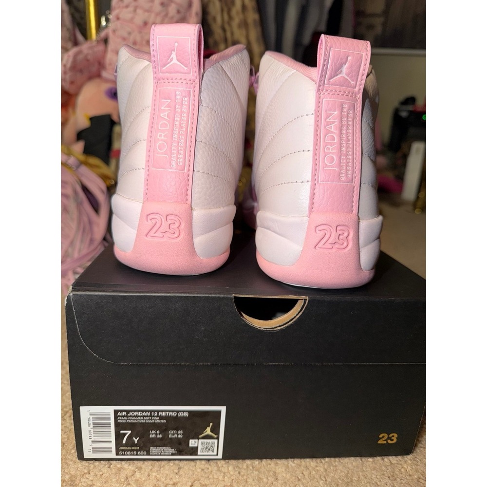 Air Jordan 12 Retro GS 510815-600 Pink – Size 7Y (Women ~8.5) – DEADSTOCK - Picture 2 of 9